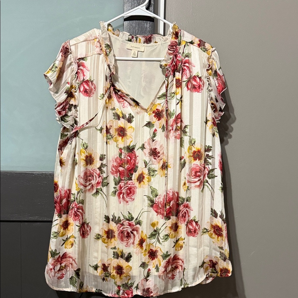 Floral Print Ruffle Sleeve Blouse